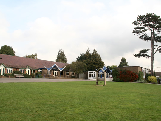 Младшая школа British Study Centres, Wycliffe College