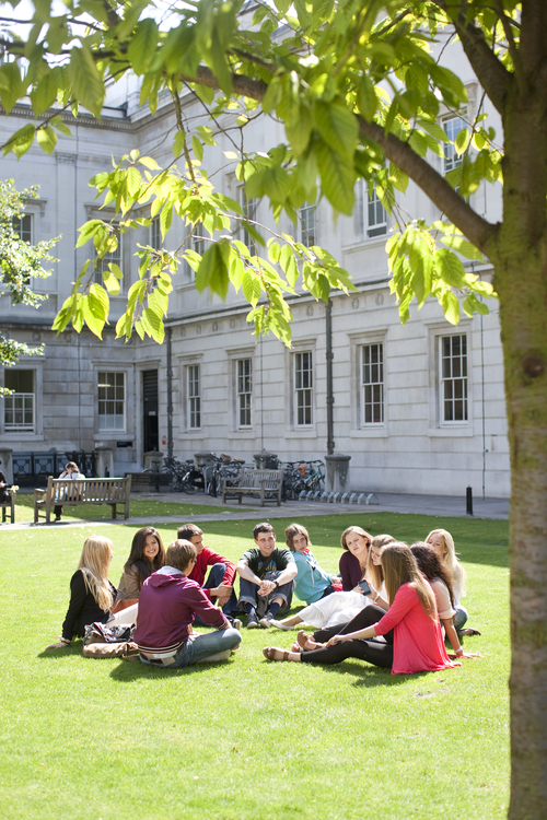 Территория школы Embassy Summer Schools, London – UCL Территория школы Embassy Summer Schools, London – UCL