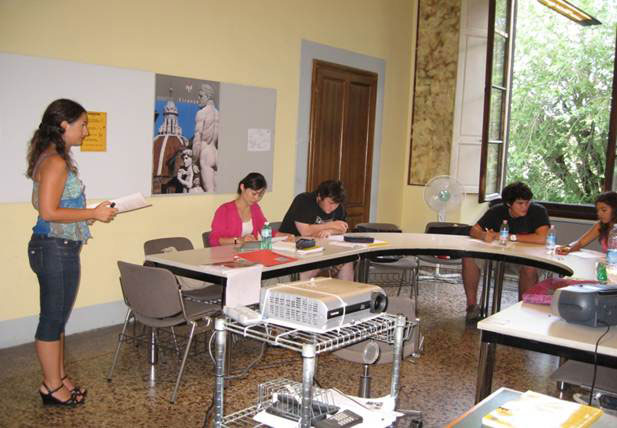 Во время урока в школе Eurocentres, Florence