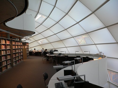 Библиотека Freie Universität