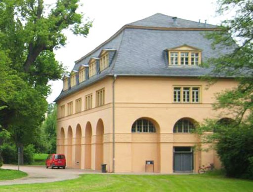 Фасад здания Goethe-Institute, Weimar