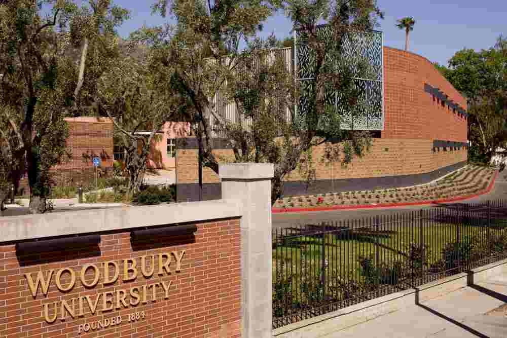 Embassy Summer Schools, Los Angeles – Woodbury University
