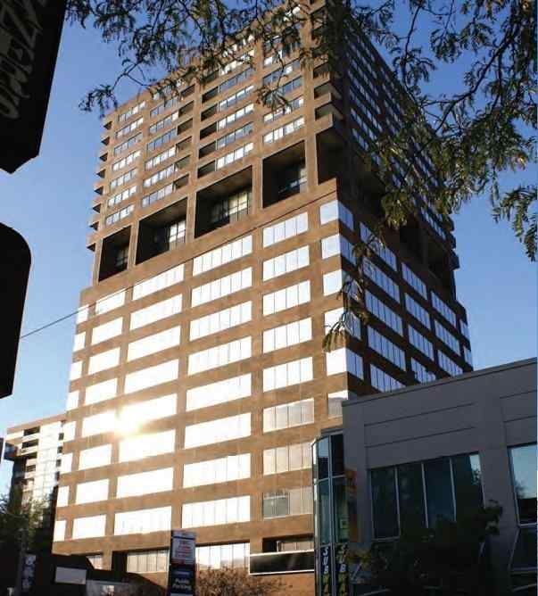 Здание школы, ILAC, Toronto Здание школы, ILAC, Toronto