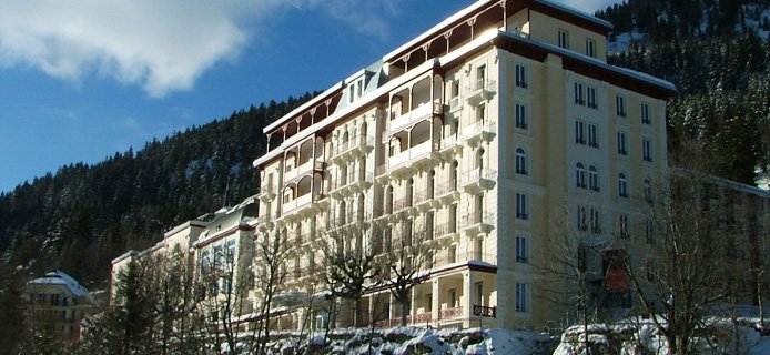 Кампус в Лейзане Swiss Hotel Management School
