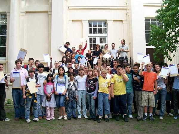 Студенты школы, SKOLA Gloucester Gate, London