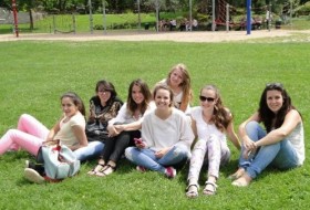 Оля, 15 лет Оля, 15 лет