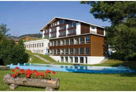 Les Roches Les Roches