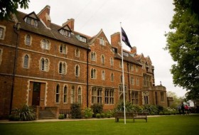 Studio Cambridge (Sir Edward), Ely Studio Cambridge (Sir Edward), Ely