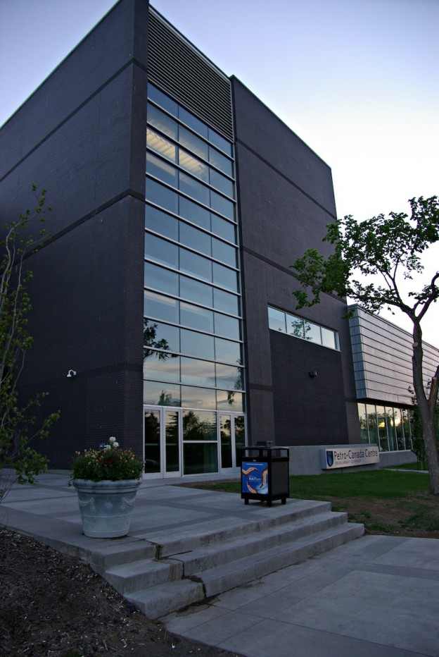 Фасад здания Northern Alberta Institute of Technology Фасад здания Northern Alberta Institute of Technology