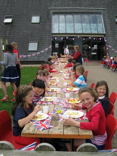 Студенты Kings summer, Moreton Hall Студенты Kings summer, Moreton Hall