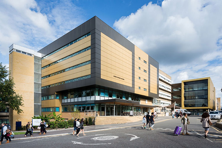 Корпус University of Surrey Корпус University of Surrey