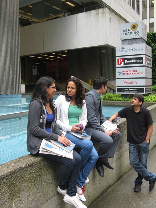 Студенты University Canada West Студенты University Canada West