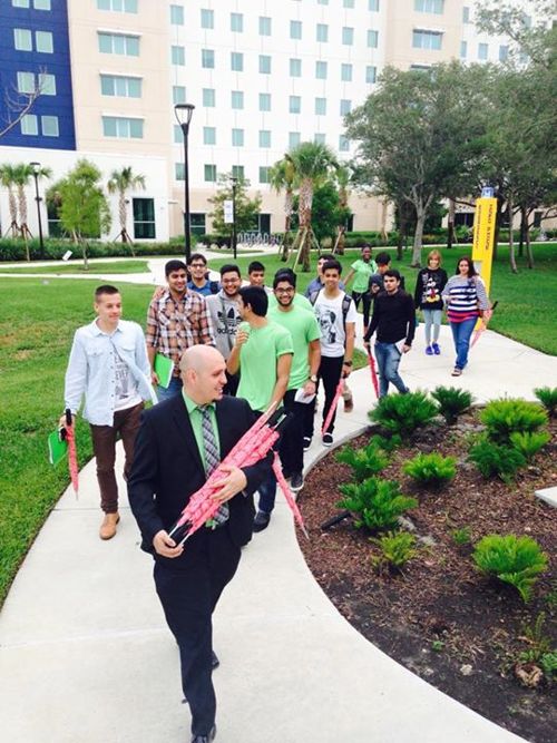 Студенты Florida Atlantic University Студенты Florida Atlantic University