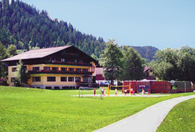 Young Austria, Simonyhof Young Austria, Simonyhof
