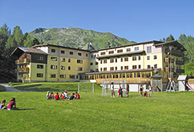 Young Austria, Tauernhof Young Austria, Tauernhof