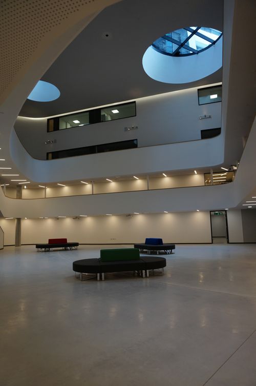 Внутри Academic Juniors, DLD College London Внутри Academic Juniors, DLD College London