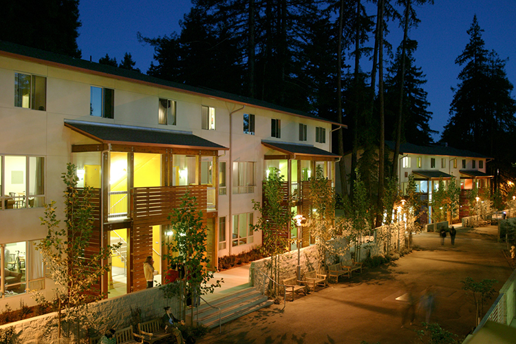 Студенческие резиденции University of California, Santa Cruz