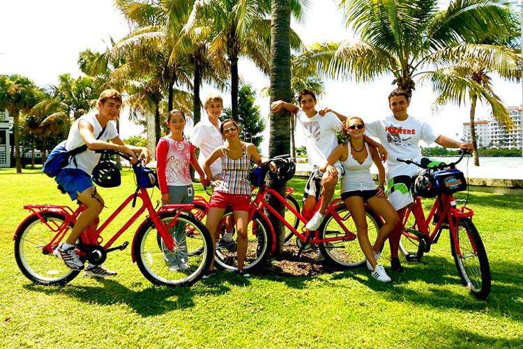велопрогулки в Rennert Miami Language School