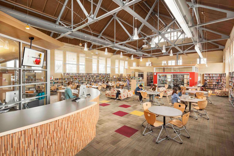 Библиотека Thornton Academy